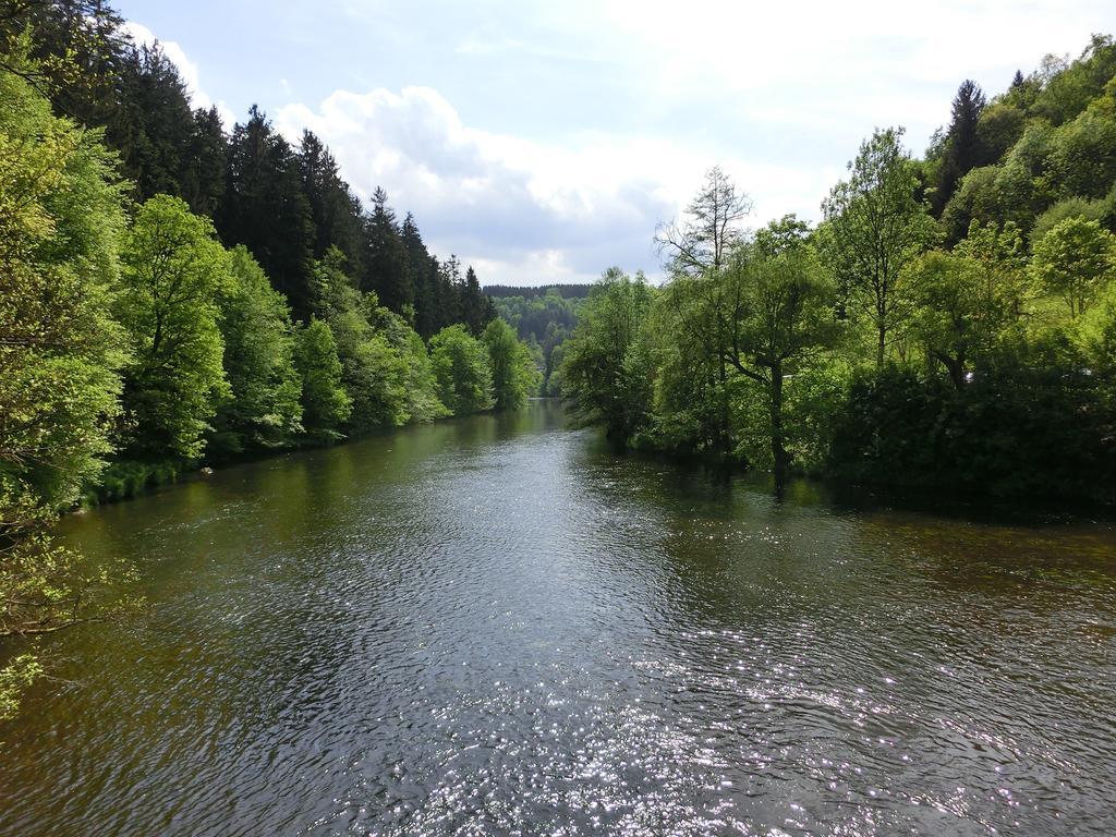 Zur Triftsperre 2*